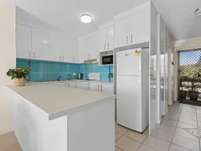 2 Bedroom Unit with Sea Views at Alexandra Headlands - Image 4