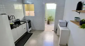 Casa com ótima localização - Image 5