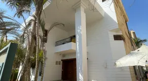 Livingville Nine - Image 5