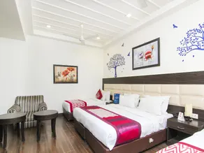 OYO Royal Inn - Image 2