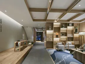 Qianna Hotel (Zhengzhou Erqi Square David City) - Image 2