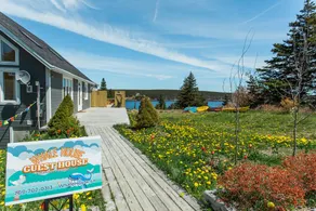Whale House Guest House - Image 2