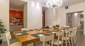 Hotel White - Image 5