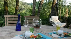 Cocon de Verdure Suite avec piscine & lit King Size 2mx2m Table d'Hôtes proche Agen Nérac Villeneuve - Image 4