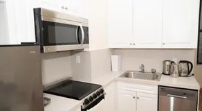 New York7-East2 Village Center Apartment w Full Amenities - Image 5