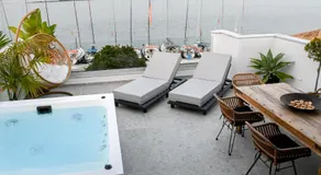 The Well View - Image 4