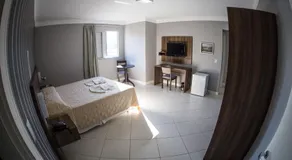Hotel Contessi - Image 2