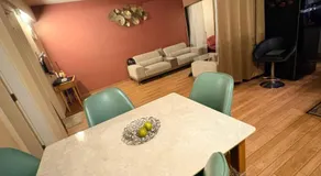 Peaceful Lakeview Space - Image 5