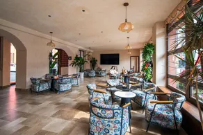 Jinhai Bay | Lavish · City Garden Hotel (Dali Xiangyun High-Speed Rail Station Branch) - Image 4