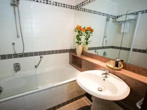 Hotel Kinsky Garden - Image 2