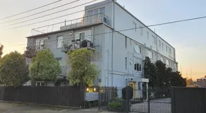 Royal Park Retreat - Image 5