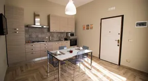 Romeo Luxury Apartment - Image 3