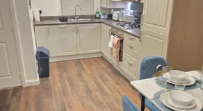 Cosy 3 Bedroom in Colchester, Stylish Stay for All - Image 5