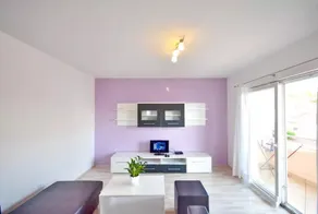 Apartments Ante Vodanovic Podgora - Image 5