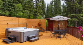 Denali Crow's Nest Cabins - Image 3