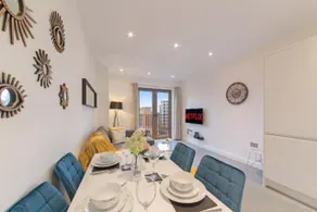 LillyRose Serviced Apartments - St Albans City Centre, Parking - Image 3