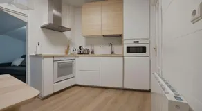 Apartamento reformado con encanto junto a la playa Zurriola, en Donostia - San Sebastián - Image 5