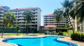 Izdisa Muslim Homestay For Muslim with Groundfloor Poolview Wifi Netflix - Image 2