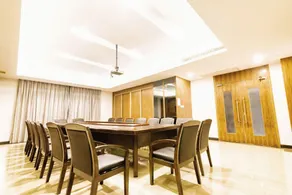 shilun Hotel - Image 4