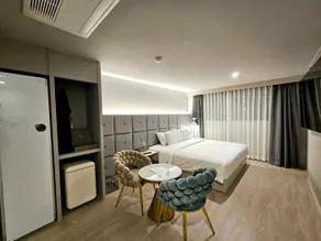 Daeyeon Grandis Hotel - Image 2