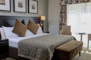Norfolk Royale Hotel - Image 3