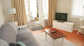 The Winelands Guest House - Image 2