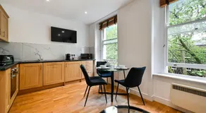 Avari Apartments - Gray's Collection - Image 2