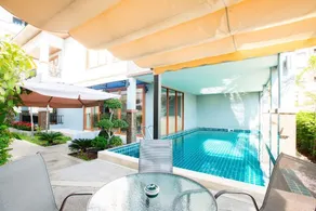 Manhattan Pool Villa Pattaya - Image 3