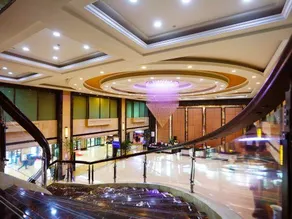 Yantai Baohua Mingdu Hotel - Image 5