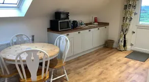 Drum Manor Apartment Hillsborough BT26 6PU - Image 3