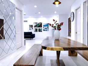 ZOROHOME 3 – Luxury 3BR Penthouse with Balcony, Ocean & City Views, 5 Mins Walk to Han Market - Image 3