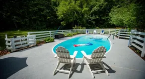 Arcady Mountain Motor Lodge - Image 4