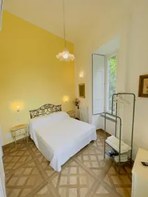 De Vivo Realty - Coco's Apartments - Image 1
