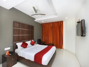 Nachiappa Park Hotel - Image 2