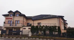 Hotel E7 - Image 4