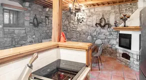 Private Apartment HerMes arT on the Karst Shared Pool & Parking - Image 2