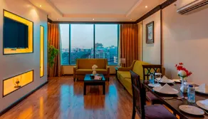 Platinium Seventy Serviced Apartments - Image 2