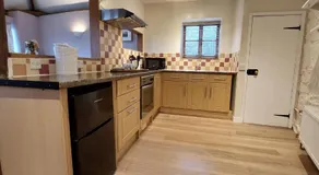Whitewells Farm Cottages - 7 exceptionally well appointed pet friendly barn conversions set in 10 acres of gardens, fields and woodland suitable from 2 to 24 people with breathtaking views towards the Malvern Hills, Herefordshire and Worcestershire - Image 3