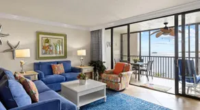Vue sur l'eau depuis le 5e étage balcon, condo en bord de mer à Sanibel Harbour Resort - Image 2