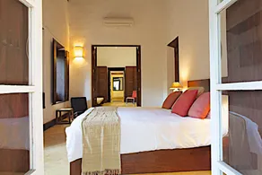 Shunya Noi Varo Villa - Image 2