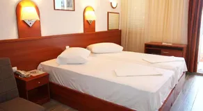 Hotel Aurora - Image 2