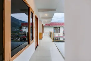 Hotel O Simsa View - Image 4