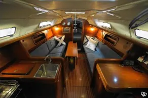 Sailboat Grand Soleil 34.1 - Image 4