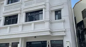 Lily's House - Image 5