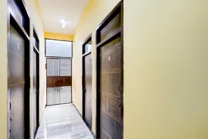 OYO Hotel Dream house - Image 5
