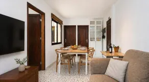 TenoHomes Cozy Rustic Home with Terrace & Views - Image 3