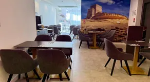Blu Waters Boutique Hotel - Image 5