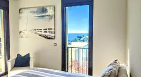Spacious apartment with 3 pools & gym - Image 2