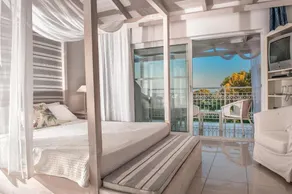 Belvedere Hotel Zante - Image 2