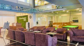 Home2 Renaissance Club - Image 4